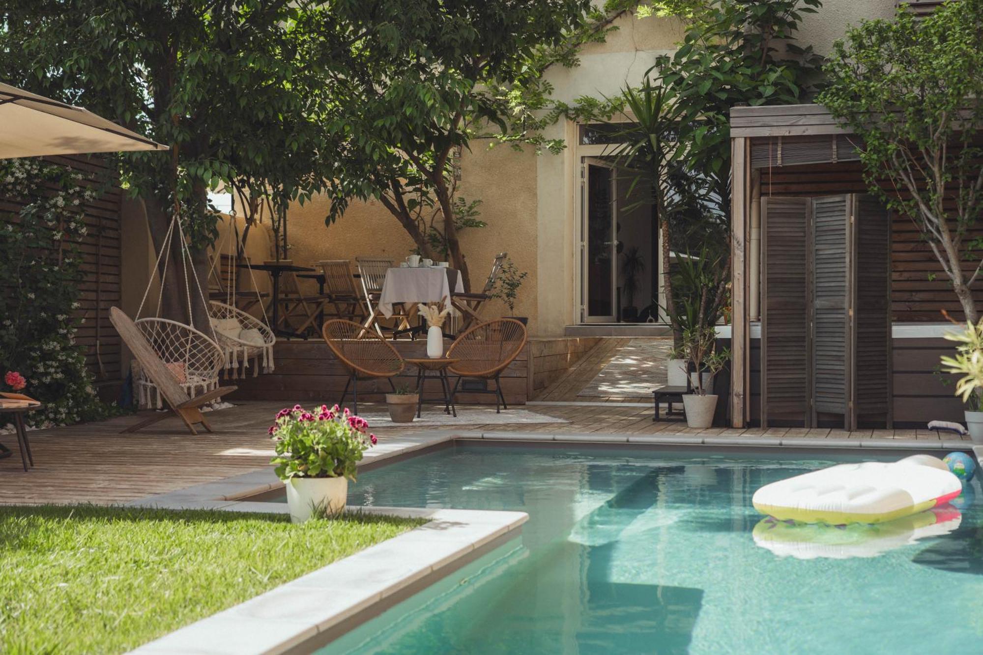 La Domitia - Maison D'Hotes, Massages & Bien-Etre Montbazin Exteriér fotografie