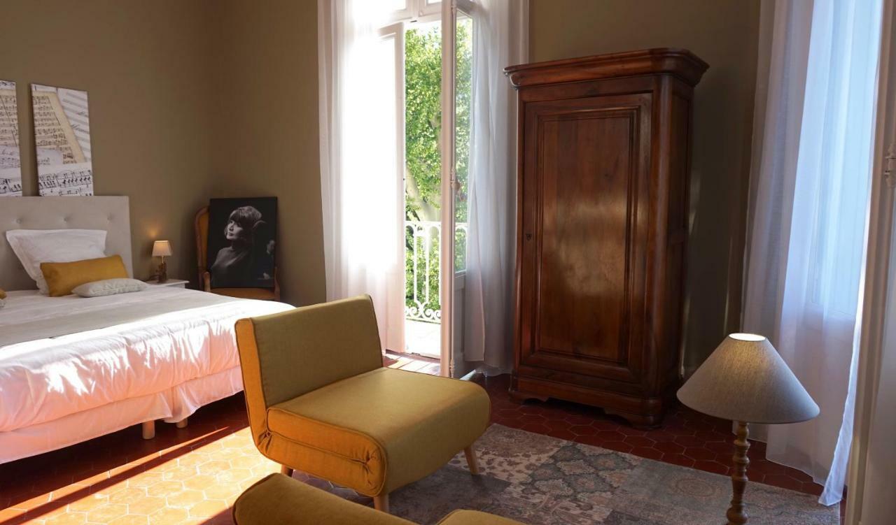 La Domitia - Maison D'Hotes, Massages & Bien-Etre Montbazin Exteriér fotografie
