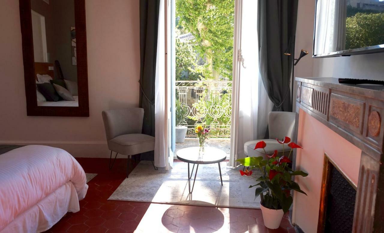 La Domitia - Maison D'Hotes, Massages & Bien-Etre Montbazin Exteriér fotografie